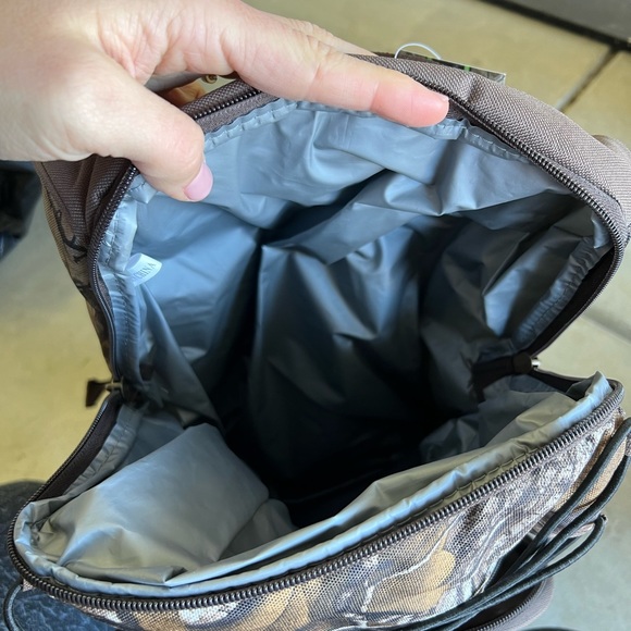 Realtree backpack - Picture 5 of 7